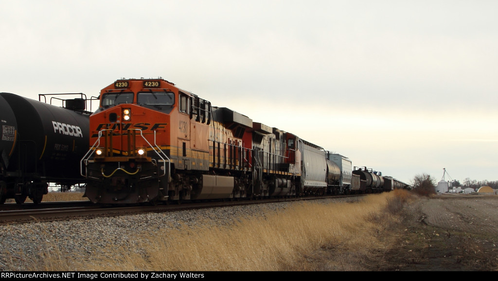 BNSF 4230 CN 2639